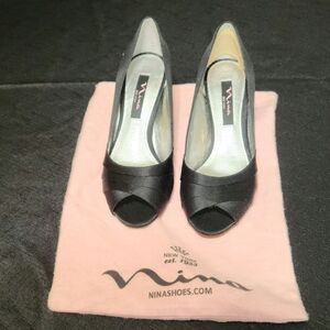 Nina New York black open toe short heels. Size 7.5